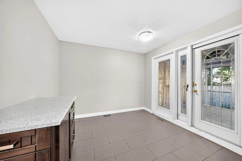 2515 62 Street Ne, Calgary, AB