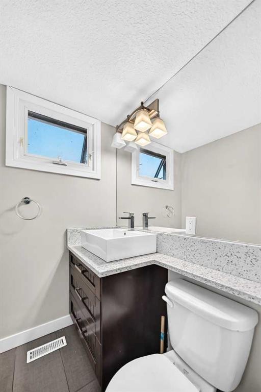 2515 62 Street Ne, Calgary, AB