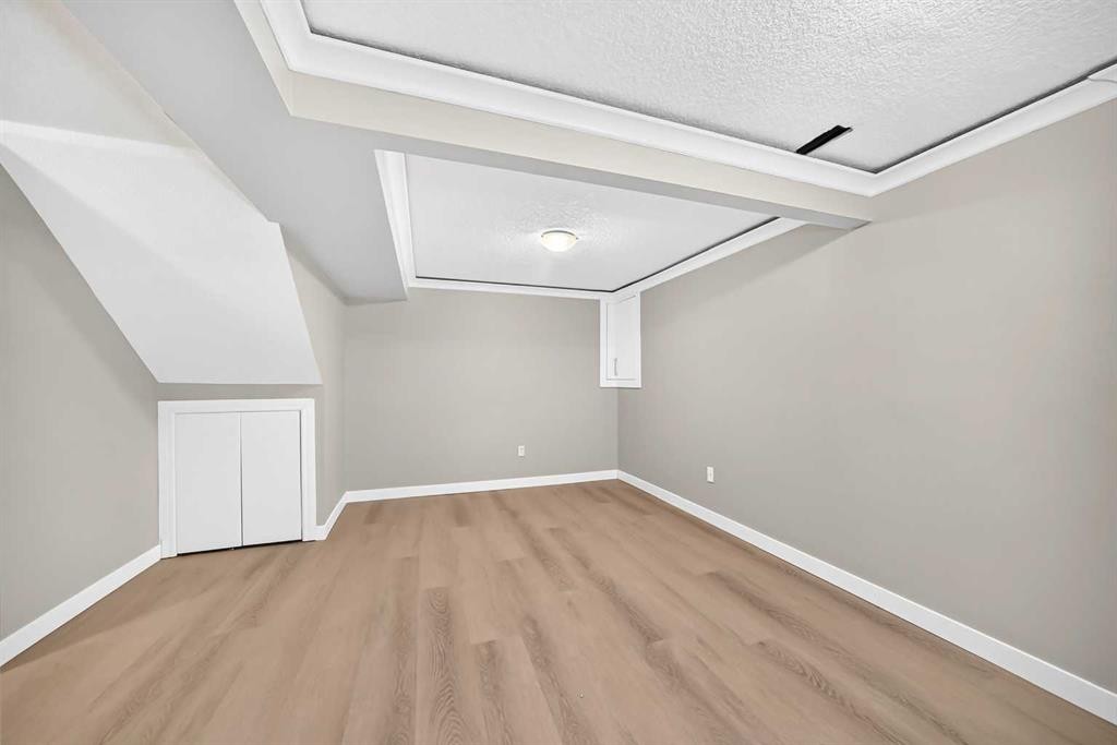 2515 62 Street Ne, Calgary, AB