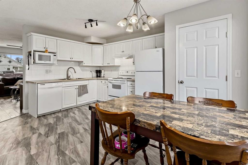6219 18A Street Se, Calgary, AB
