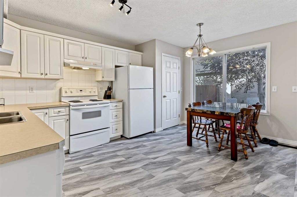 6219 18A Street Se, Calgary, AB