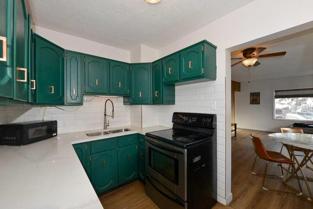 7639 21 Street Se, Calgary, AB