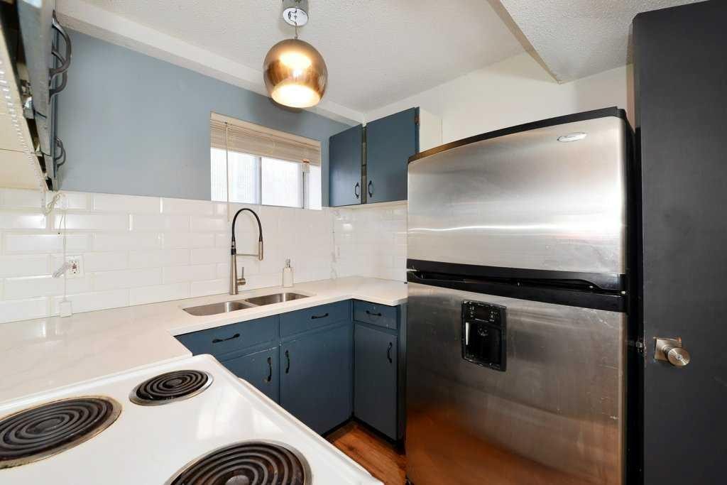 7639 21 Street Se, Calgary, AB