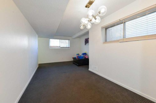 7639 21 Street Se, Calgary, AB 