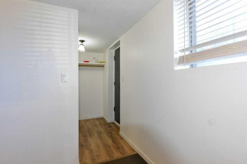 7639 21 Street Se, Calgary, AB 