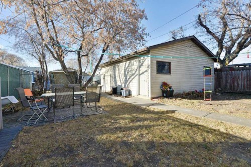 7639 21 Street Se, Calgary, AB 