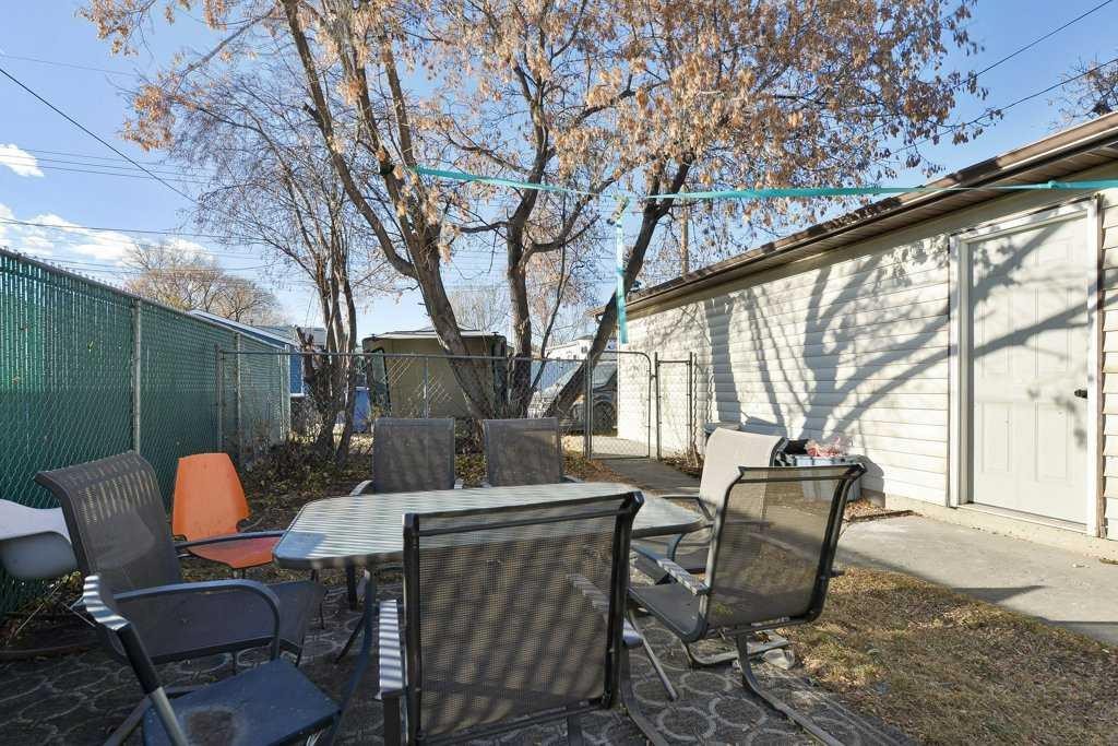7639 21 Street Se, Calgary, AB