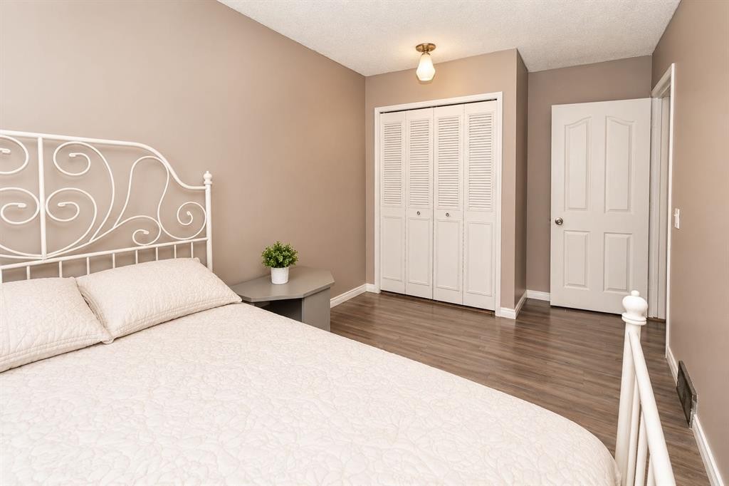 3341 Doverthorn Road Se, Calgary, AB