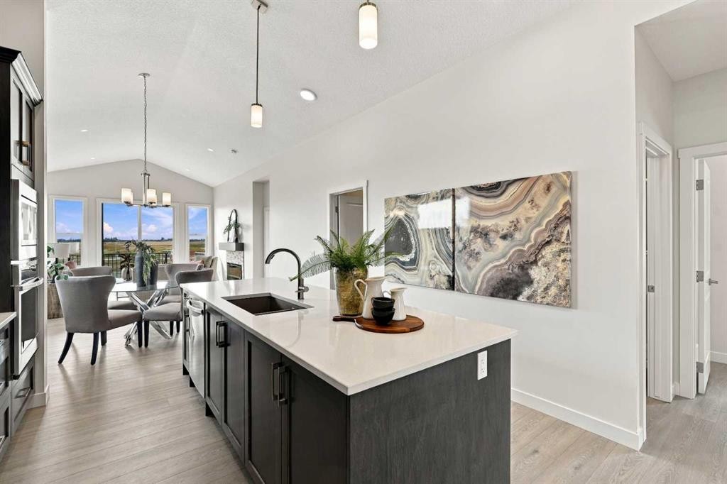 32 Clearview Gardens, Chestermere, AB