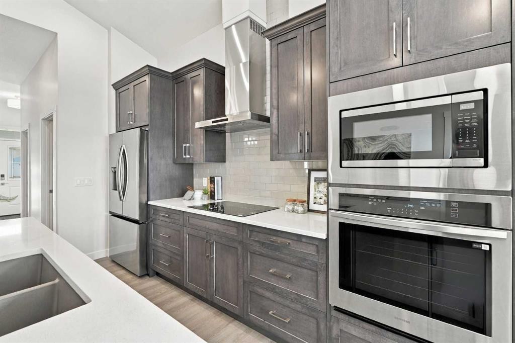 32 Clearview Gardens, Chestermere, AB
