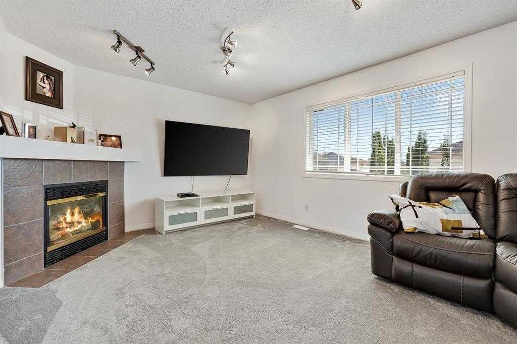 128 Weston Manor Sw, Calgary, AB