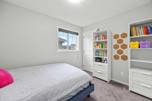 34 Walgrove Terrace Se, Calgary, AB 