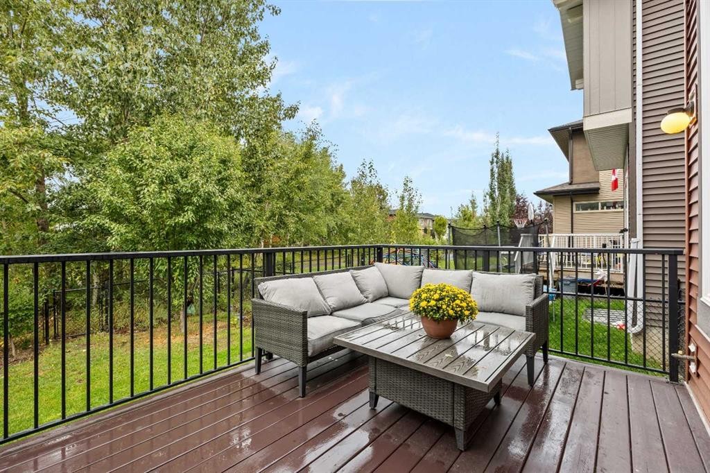 34 Walgrove Terrace Se, Calgary, AB