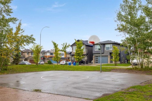 34 Walgrove Terrace Se, Calgary, AB 