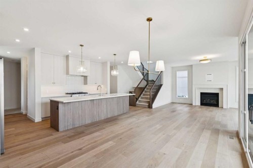 2 Rock Lake View Nw, Calgary, AB 