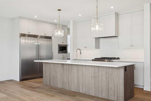2 Rock Lake View Nw, Calgary, AB 
