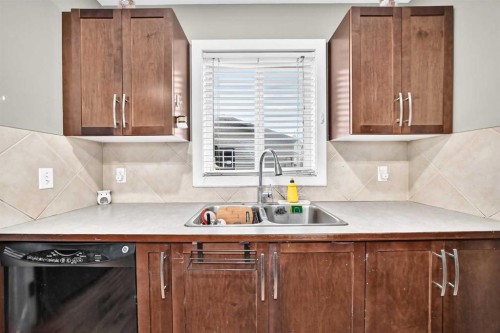 303 Saddlebrook Circle Ne, Calgary, AB 
