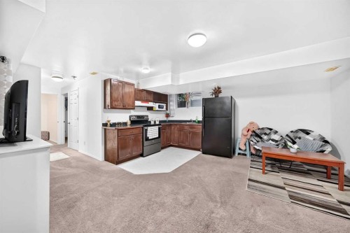 303 Saddlebrook Circle Ne, Calgary, AB 