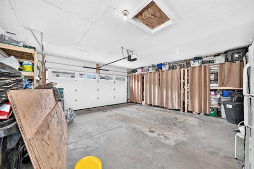 303 Saddlebrook Circle Ne, Calgary, AB 