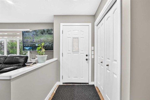 303 Saddlebrook Circle Ne, Calgary, AB 