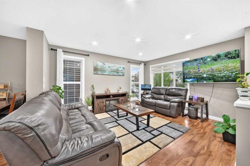 303 Saddlebrook Circle Ne, Calgary, AB 