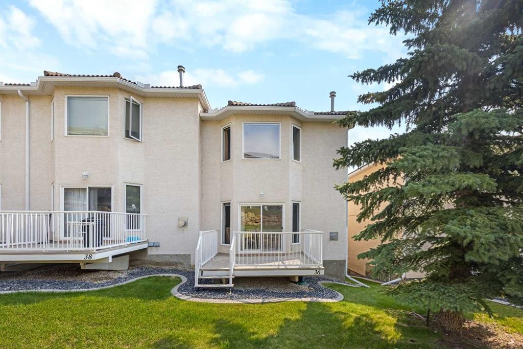 36 Hamptons Link Nw, Calgary, AB