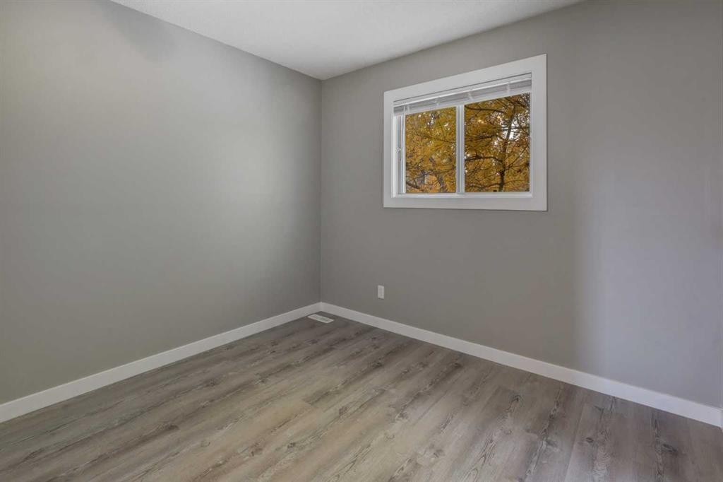 236 Cedarwood Park Sw, Calgary, AB