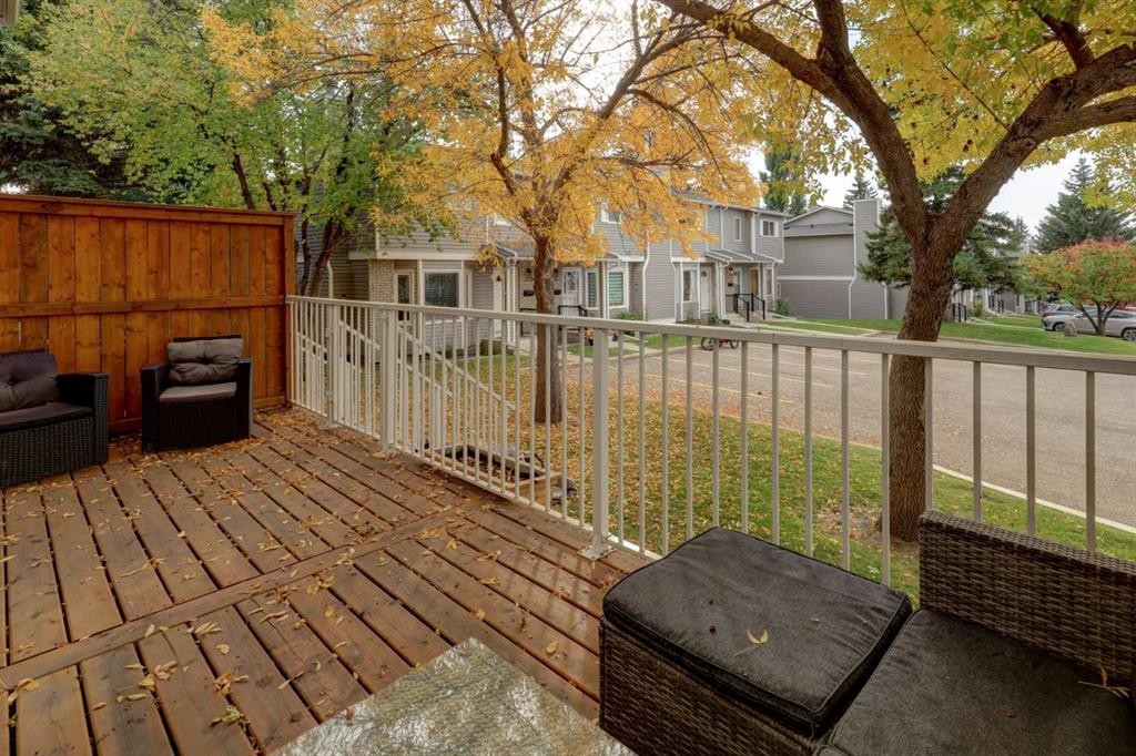 236 Cedarwood Park Sw, Calgary, AB