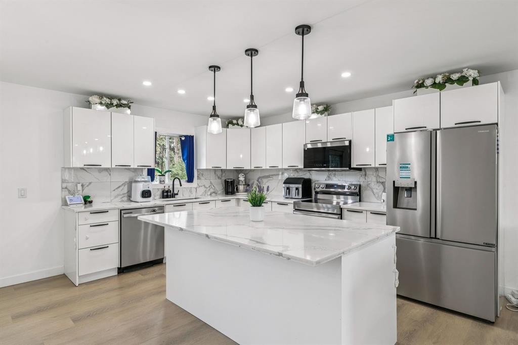 3812 3 Avenue Sw, Calgary, AB