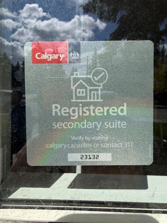 3812 3 Avenue Sw, Calgary, AB