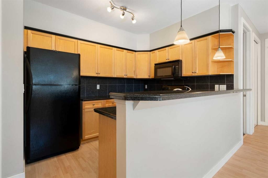 207-303 19 Avenue Sw, Calgary, AB