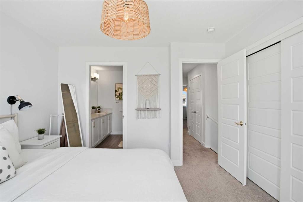 406 Masters Road Se, Calgary, AB