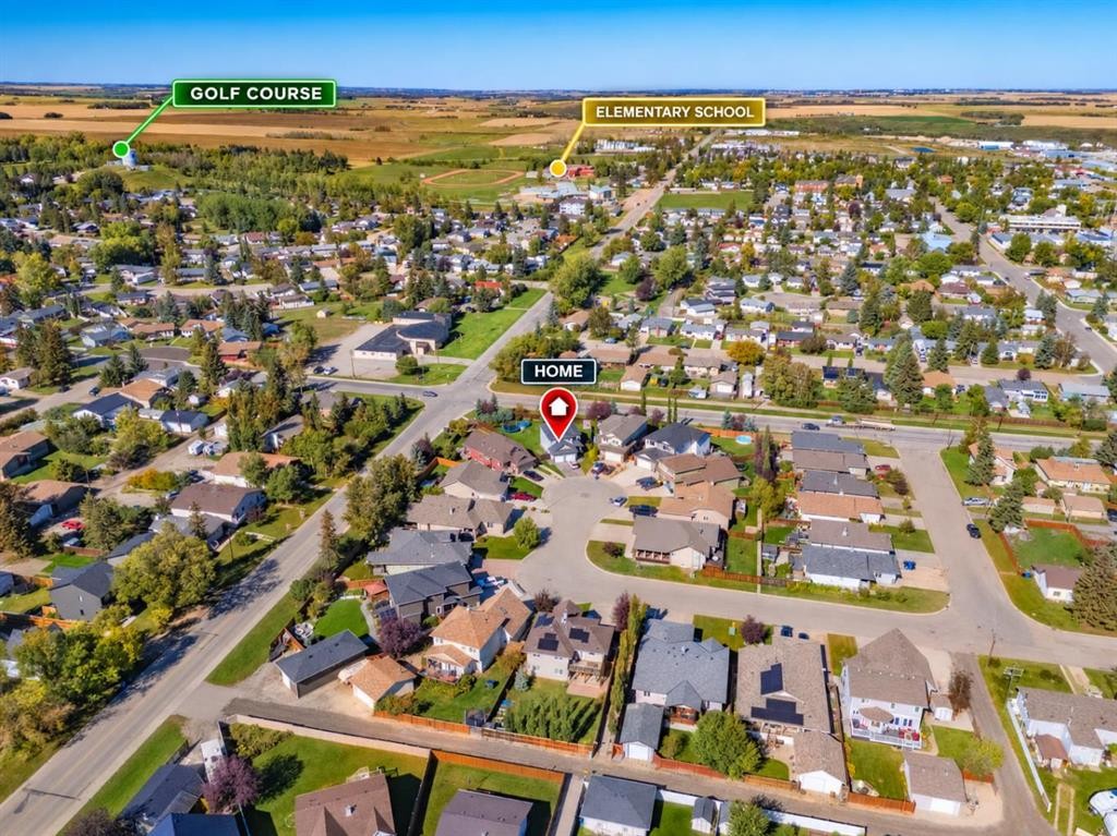 30 Silverstone Place, Didsbury, AB