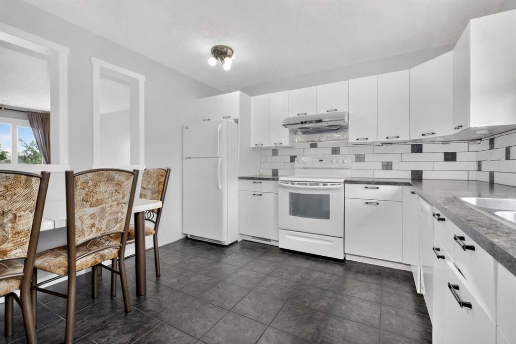 207 Penworth Drive Se, Calgary, AB