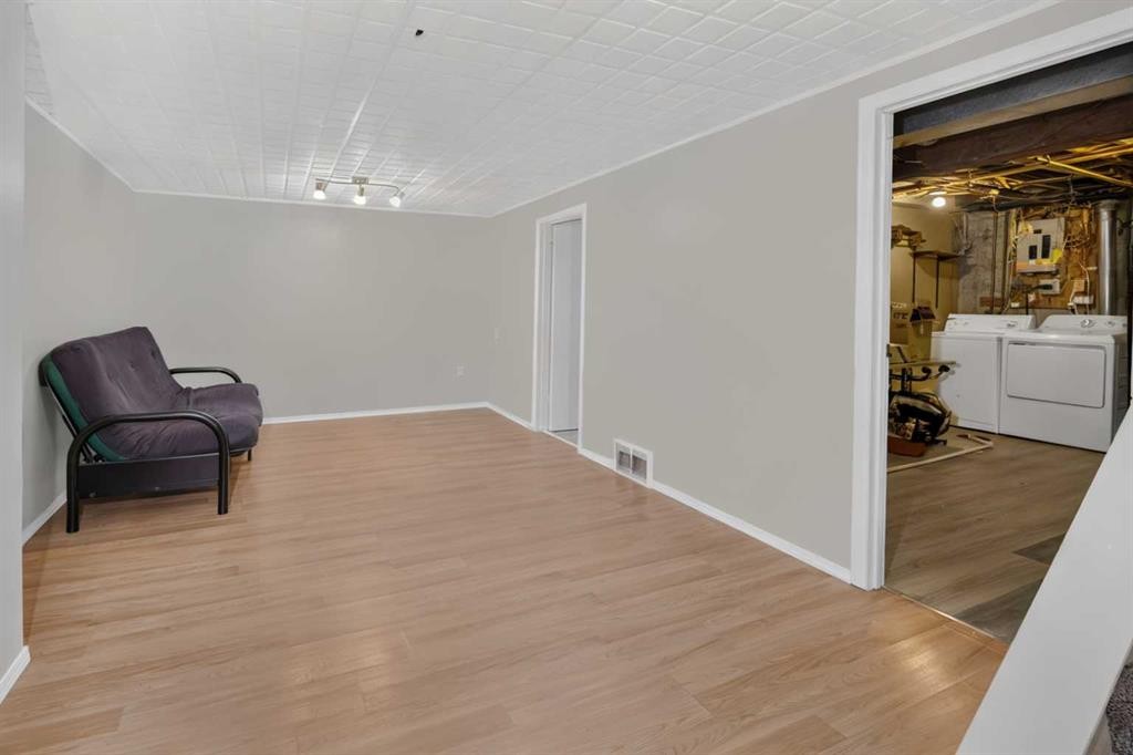 207 Penworth Drive Se, Calgary, AB