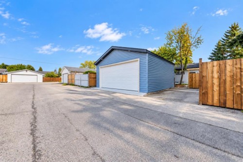 1903 62 Street Ne, Calgary, AB 
