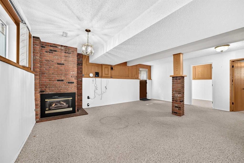 15 Maidstone Place Ne, Calgary, AB