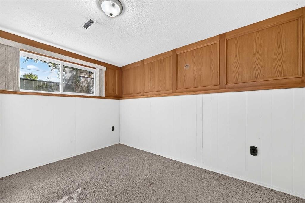15 Maidstone Place Ne, Calgary, AB