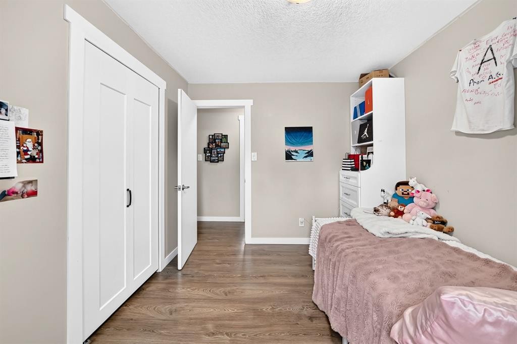4824 41 Avenue Sw, Calgary, AB