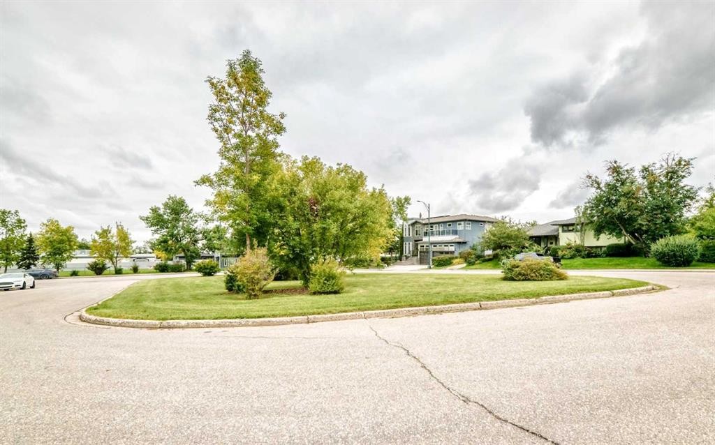 14 Carnarvon Way Nw, Calgary, AB
