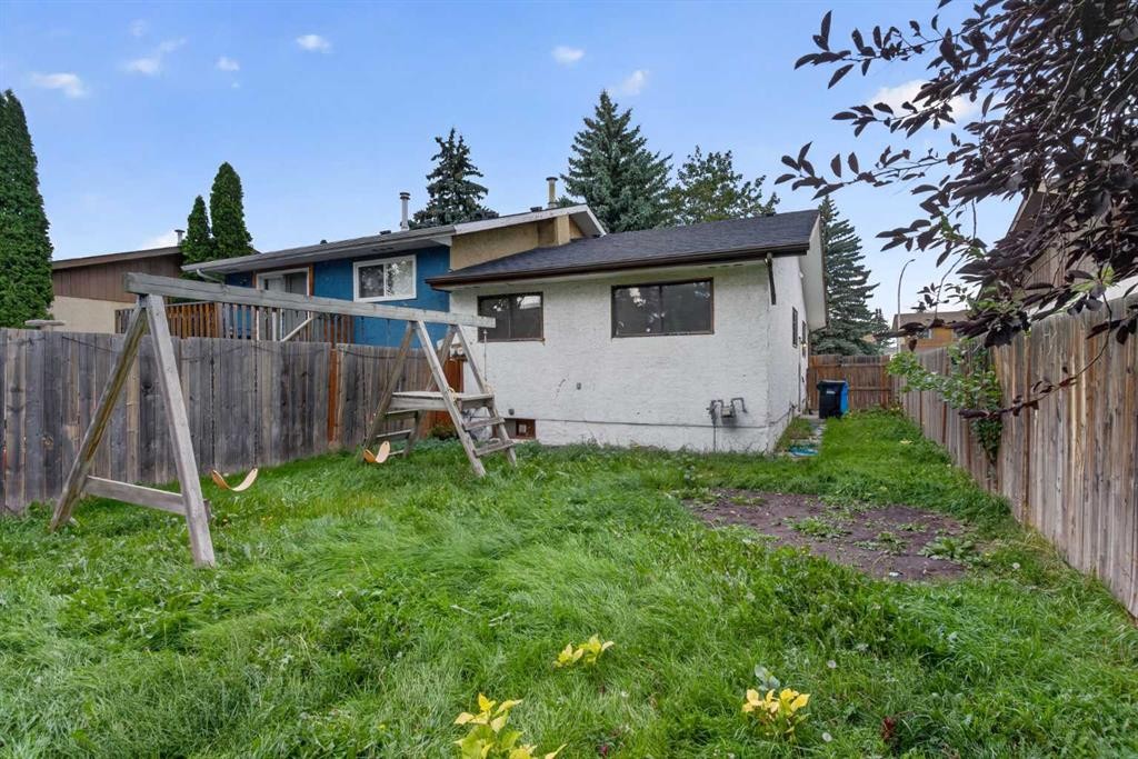 112 Abalone Place Ne, Calgary, AB