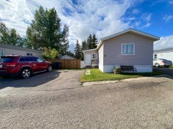 19-5800 46 Olds, AB T4H 1G7