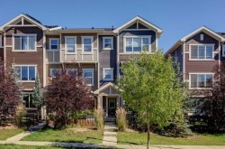 172 Sundown Road Cochrane, AB T4C 2M5