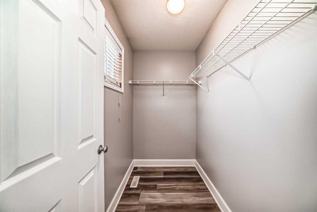 31 Coventry Road Ne, Calgary, AB