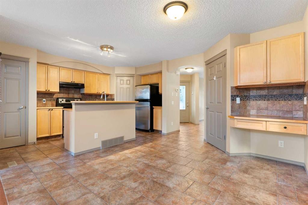 12 Tuscany Springs Circle Nw, Calgary, AB