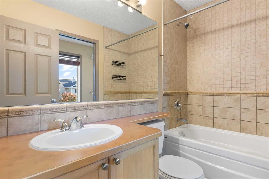 12 Tuscany Springs Circle Nw, Calgary, AB