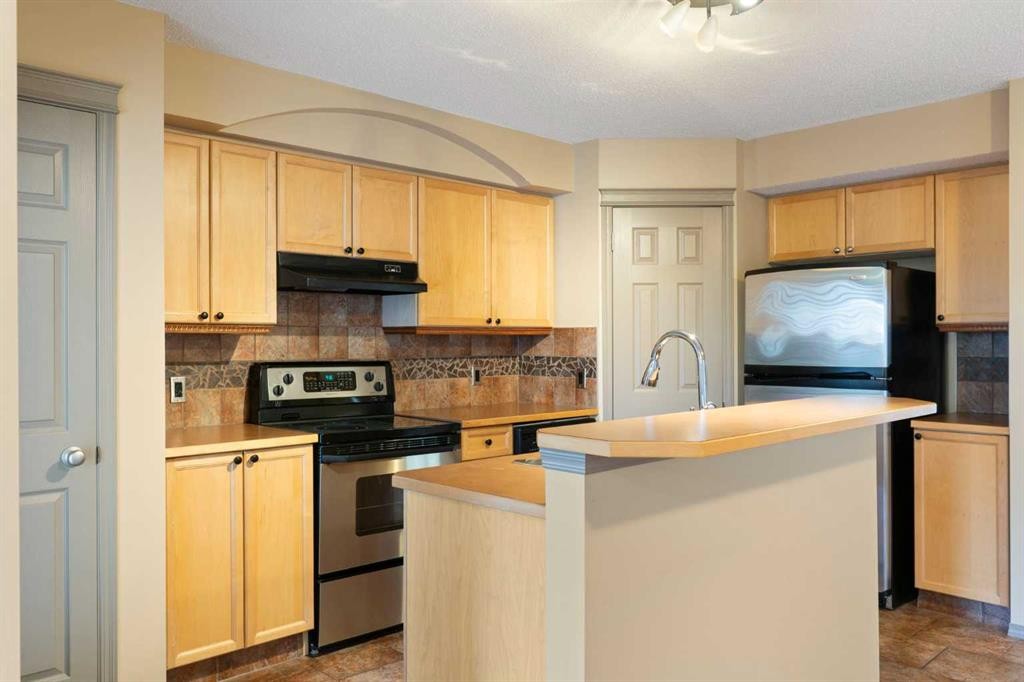 12 Tuscany Springs Circle Nw, Calgary, AB