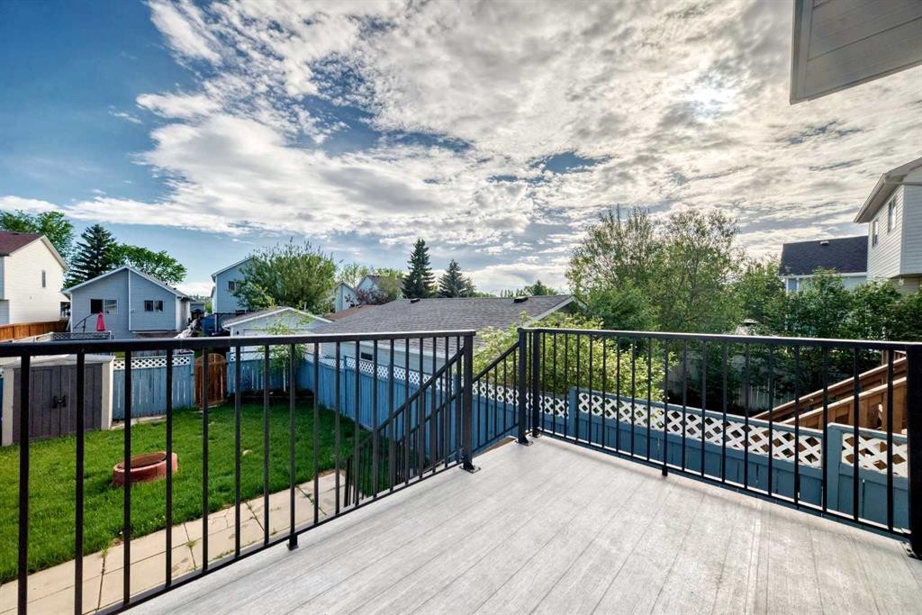 10800 Hidden Valley Drive Nw, Calgary, AB