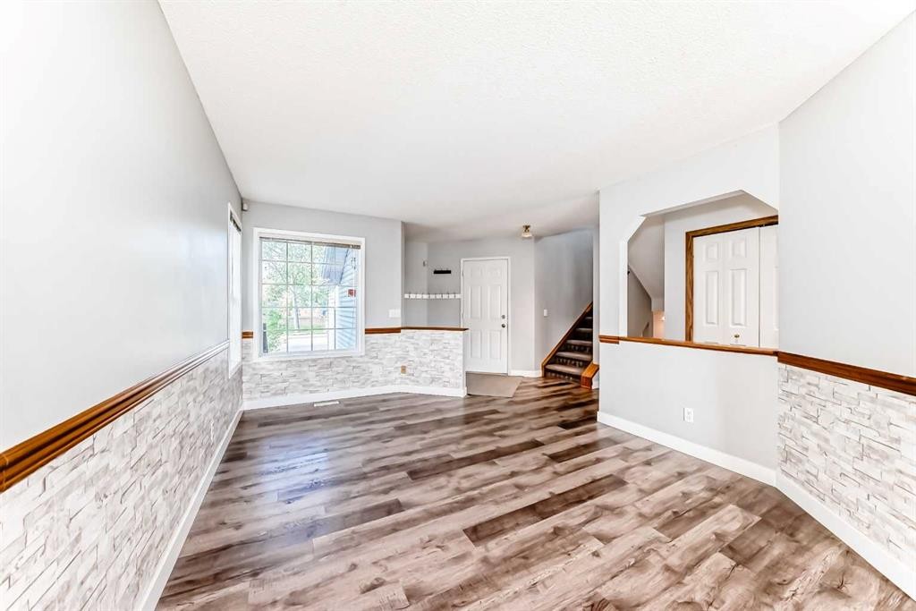 10800 Hidden Valley Drive Nw, Calgary, AB