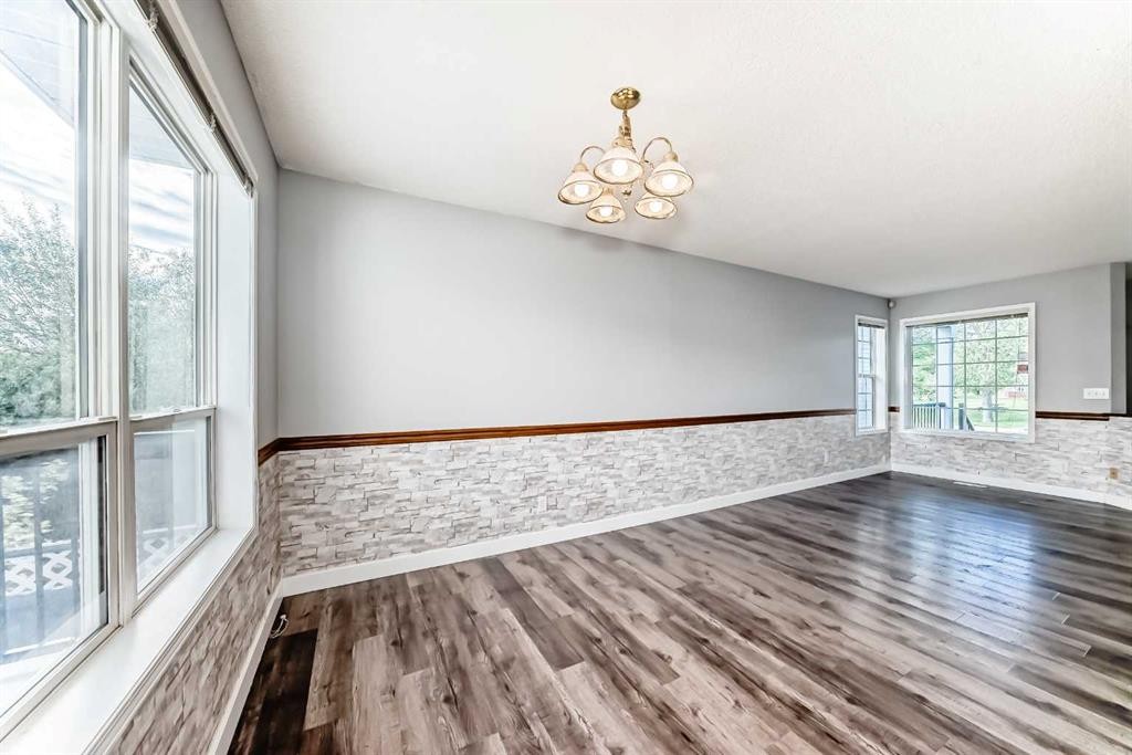 10800 Hidden Valley Drive Nw, Calgary, AB